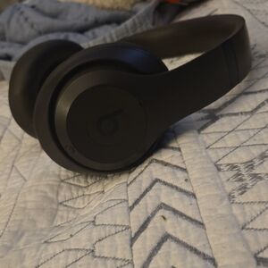Beats by Dre Studio Pro Brown. Beats Studio Pro